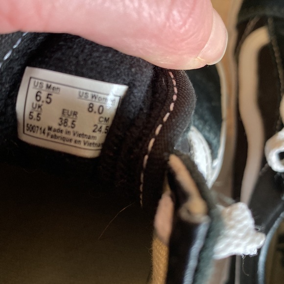 Black and white vans size 8 women - Picture 9 of 9